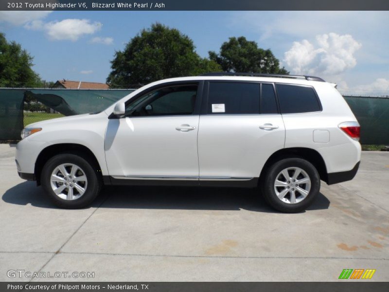 Blizzard White Pearl / Ash 2012 Toyota Highlander V6