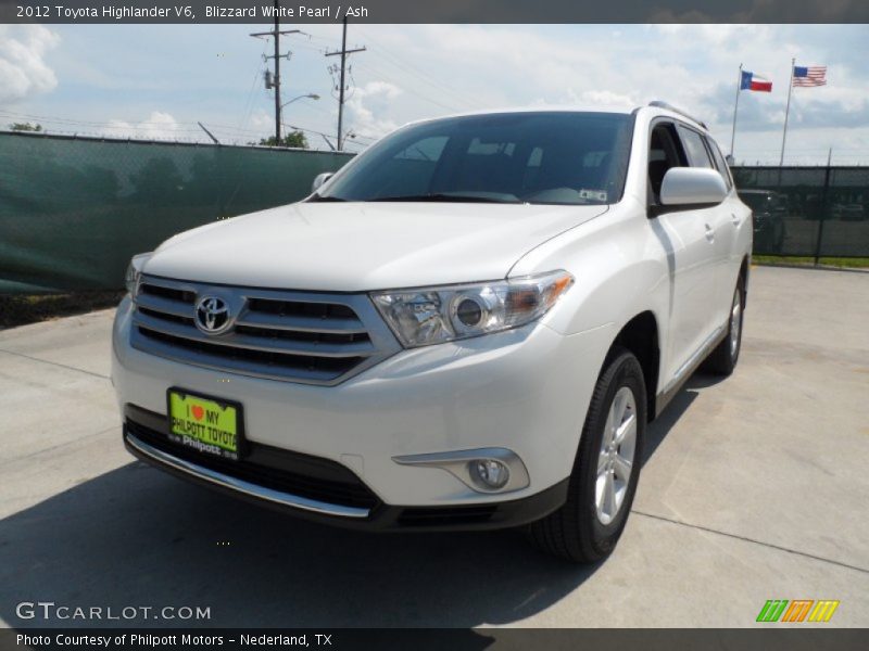 Blizzard White Pearl / Ash 2012 Toyota Highlander V6