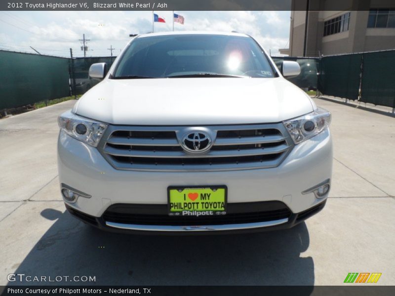 Blizzard White Pearl / Ash 2012 Toyota Highlander V6