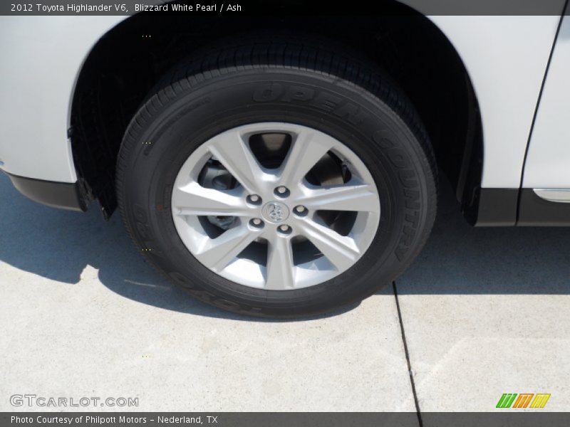 Blizzard White Pearl / Ash 2012 Toyota Highlander V6