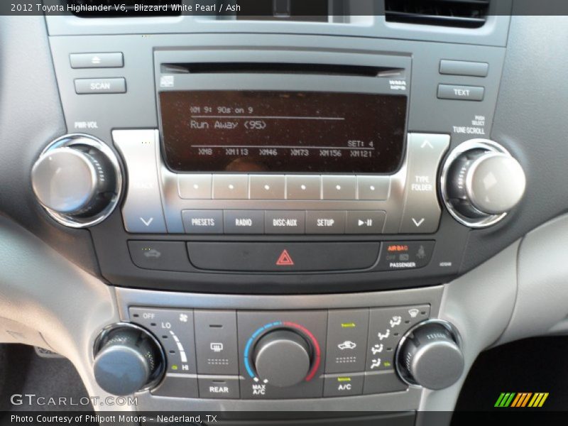 Blizzard White Pearl / Ash 2012 Toyota Highlander V6
