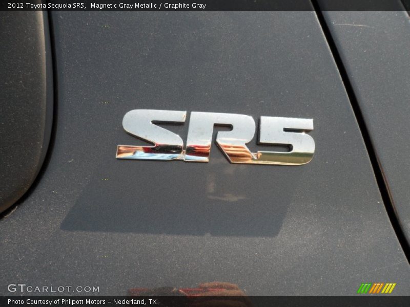 Magnetic Gray Metallic / Graphite Gray 2012 Toyota Sequoia SR5