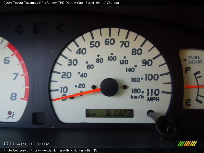 Super White / Charcoal 2004 Toyota Tacoma V6 PreRunner TRD Double Cab