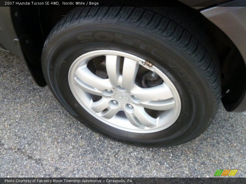 Nordic White / Beige 2007 Hyundai Tucson SE 4WD