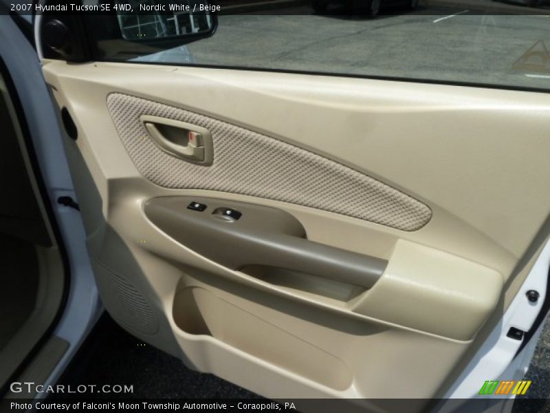 Nordic White / Beige 2007 Hyundai Tucson SE 4WD