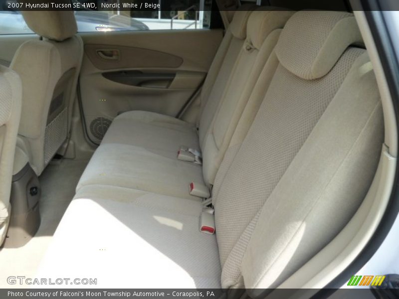 Nordic White / Beige 2007 Hyundai Tucson SE 4WD