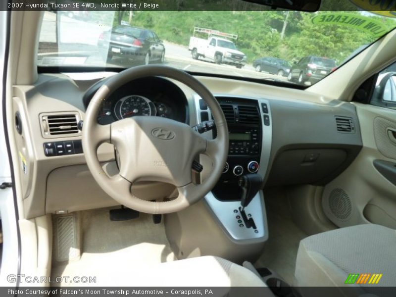 Nordic White / Beige 2007 Hyundai Tucson SE 4WD