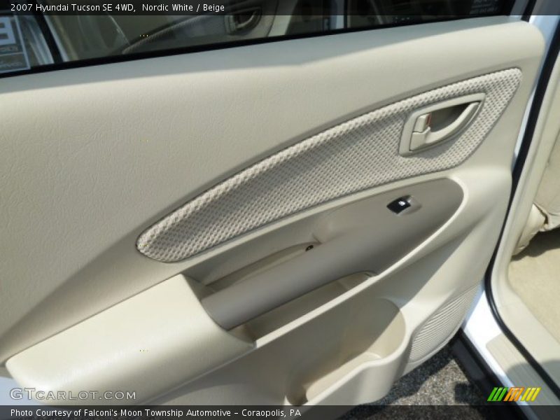 Nordic White / Beige 2007 Hyundai Tucson SE 4WD