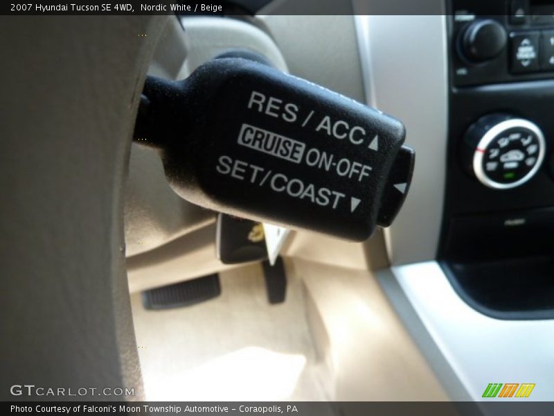 Nordic White / Beige 2007 Hyundai Tucson SE 4WD