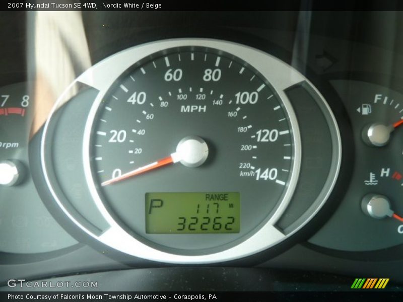 Nordic White / Beige 2007 Hyundai Tucson SE 4WD