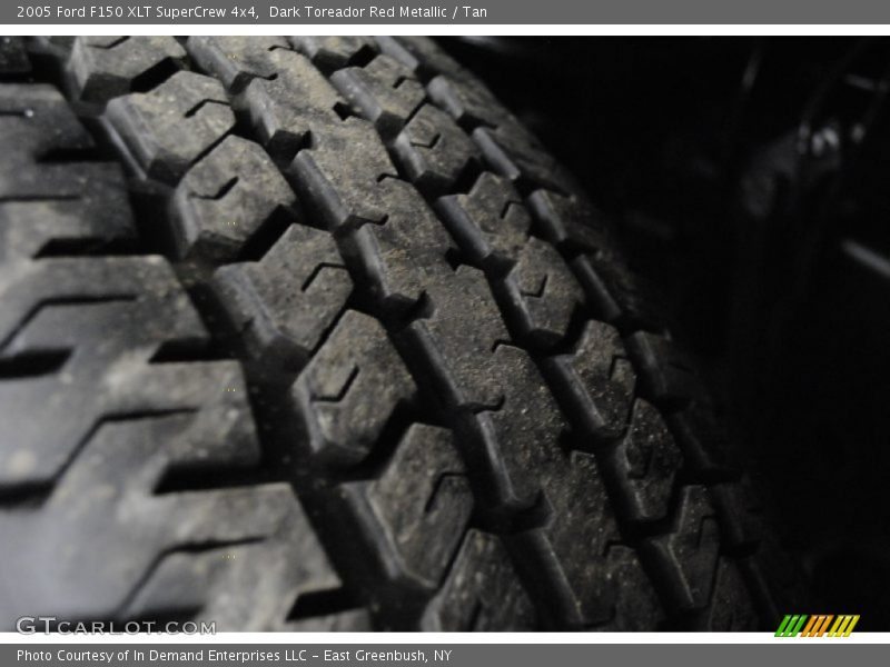 Dark Toreador Red Metallic / Tan 2005 Ford F150 XLT SuperCrew 4x4