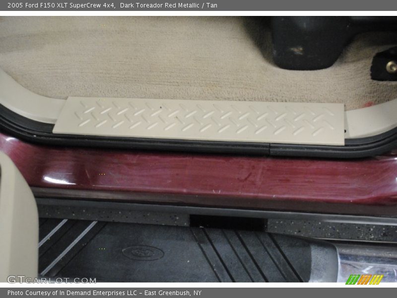 Dark Toreador Red Metallic / Tan 2005 Ford F150 XLT SuperCrew 4x4