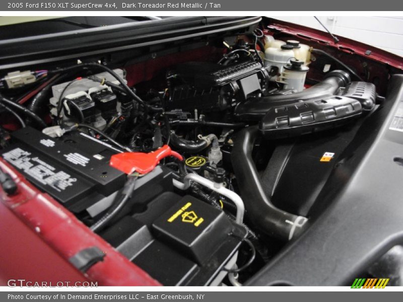 Dark Toreador Red Metallic / Tan 2005 Ford F150 XLT SuperCrew 4x4