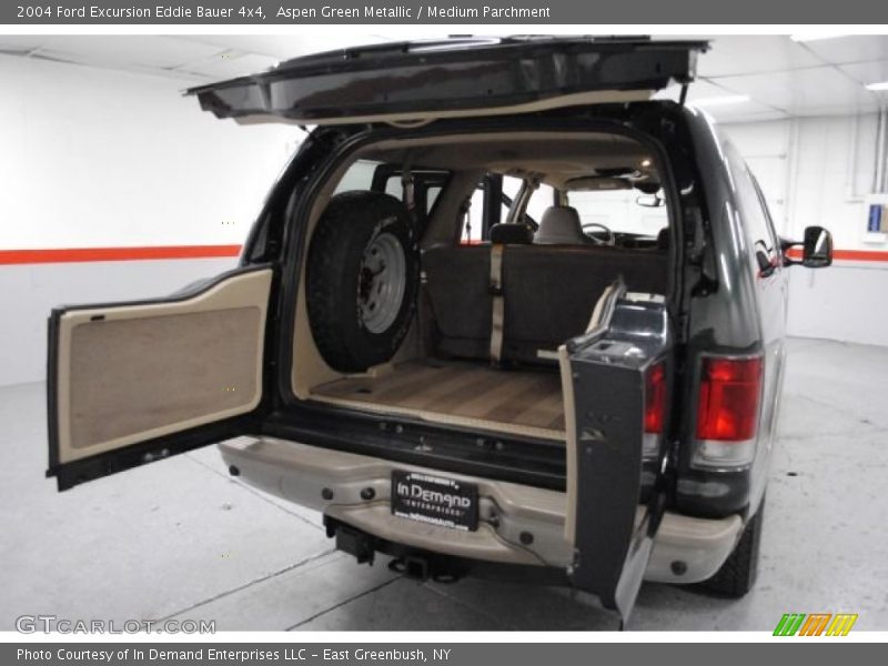Aspen Green Metallic / Medium Parchment 2004 Ford Excursion Eddie Bauer 4x4