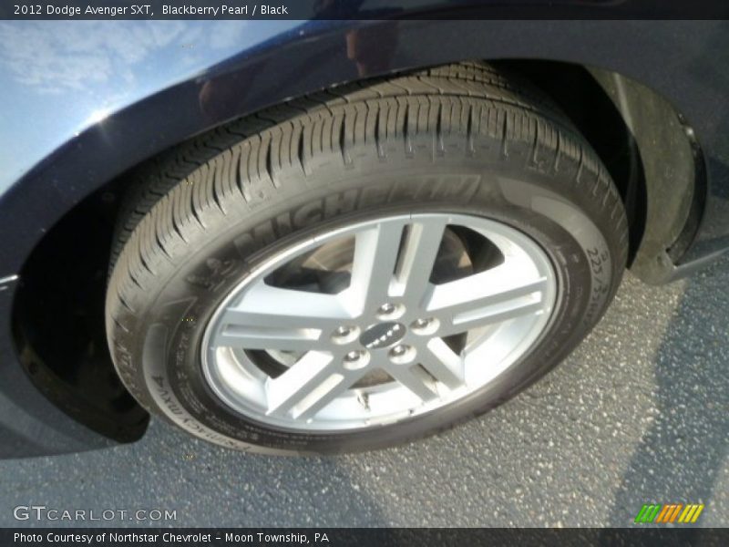 Blackberry Pearl / Black 2012 Dodge Avenger SXT