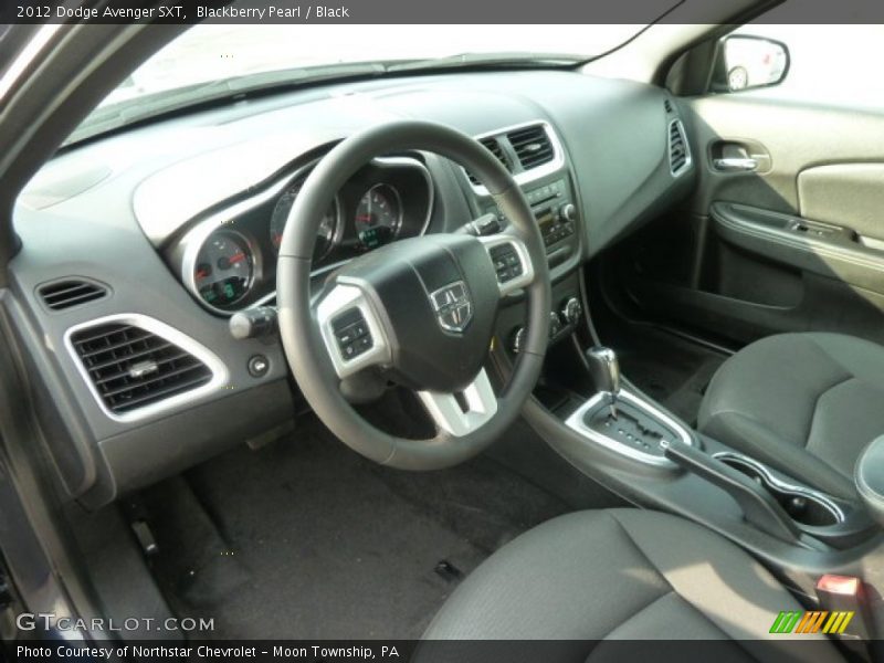 Blackberry Pearl / Black 2012 Dodge Avenger SXT