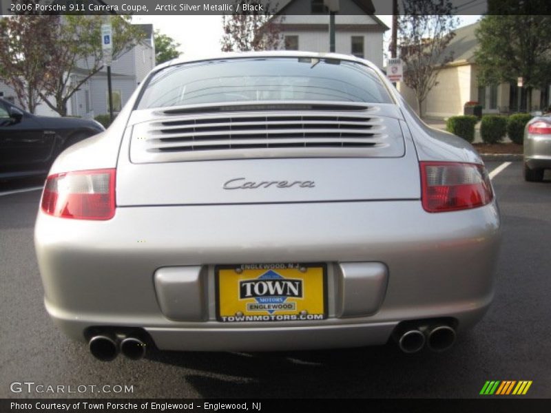 Arctic Silver Metallic / Black 2006 Porsche 911 Carrera Coupe