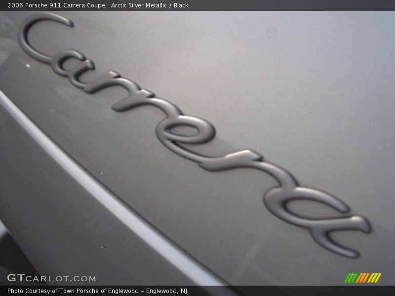 Arctic Silver Metallic / Black 2006 Porsche 911 Carrera Coupe