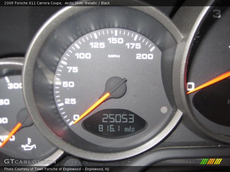 Arctic Silver Metallic / Black 2006 Porsche 911 Carrera Coupe