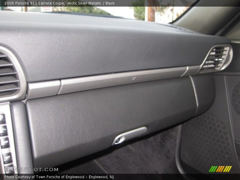 Arctic Silver Metallic / Black 2006 Porsche 911 Carrera Coupe