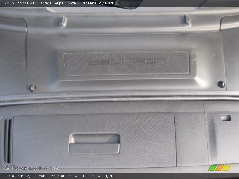 Arctic Silver Metallic / Black 2006 Porsche 911 Carrera Coupe