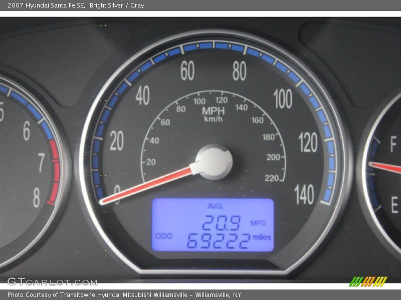 Bright Silver / Gray 2007 Hyundai Santa Fe SE