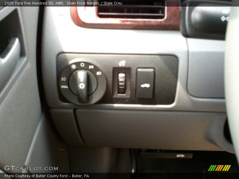 Silver Frost Metallic / Shale Grey 2005 Ford Five Hundred SEL AWD