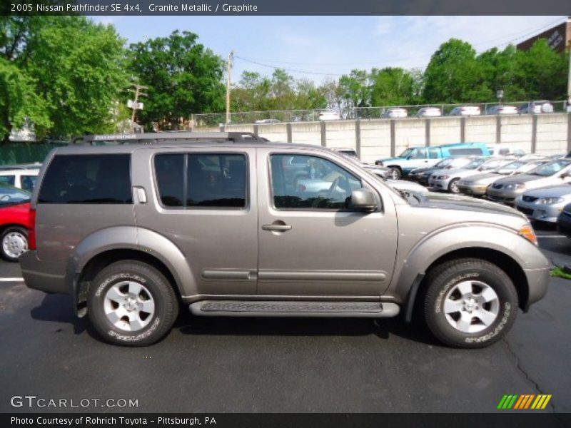 Granite Metallic / Graphite 2005 Nissan Pathfinder SE 4x4