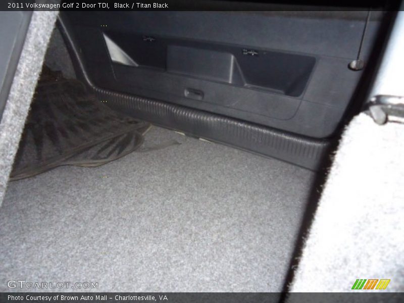 Black / Titan Black 2011 Volkswagen Golf 2 Door TDI