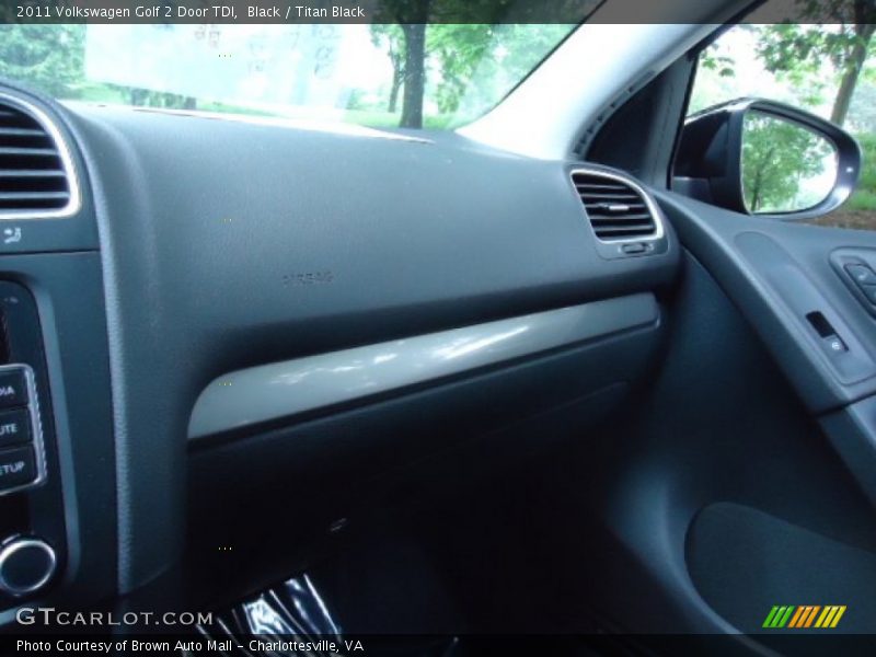 Black / Titan Black 2011 Volkswagen Golf 2 Door TDI