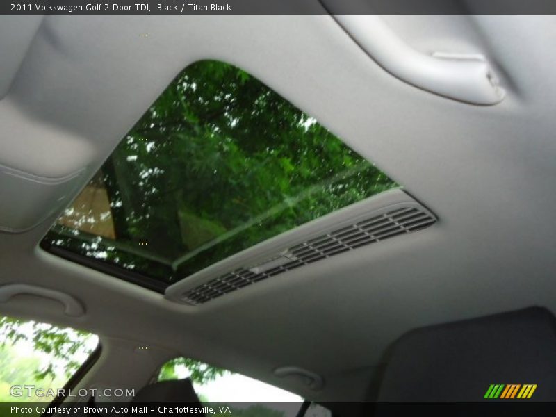 Black / Titan Black 2011 Volkswagen Golf 2 Door TDI