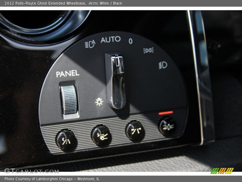 Controls of 2012 Ghost Extended Wheelbase
