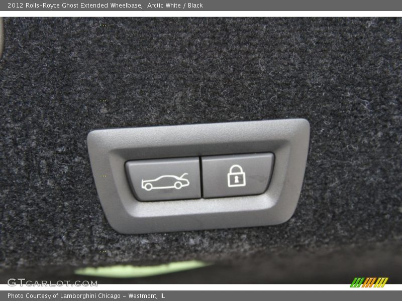 Controls of 2012 Ghost Extended Wheelbase