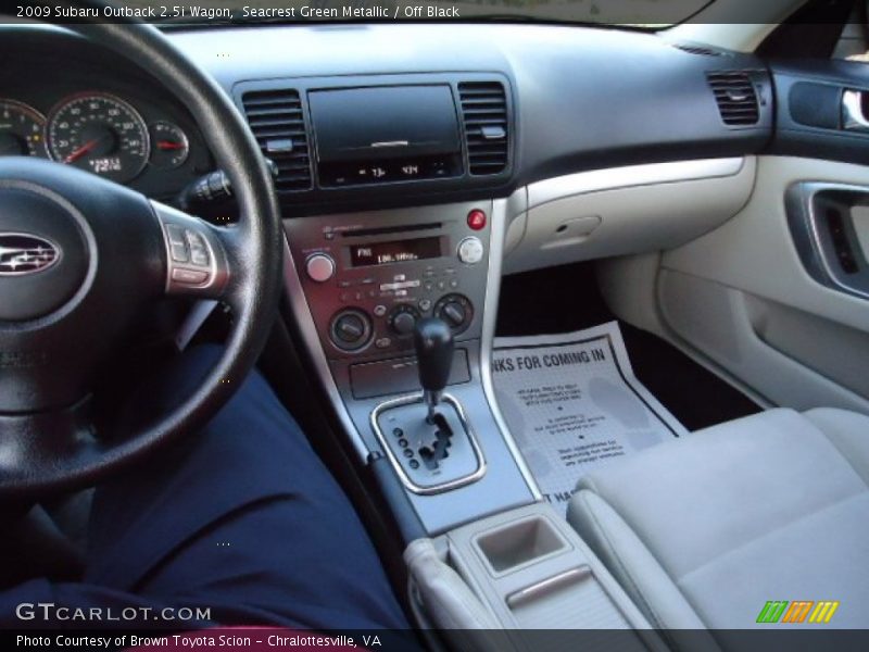 Seacrest Green Metallic / Off Black 2009 Subaru Outback 2.5i Wagon