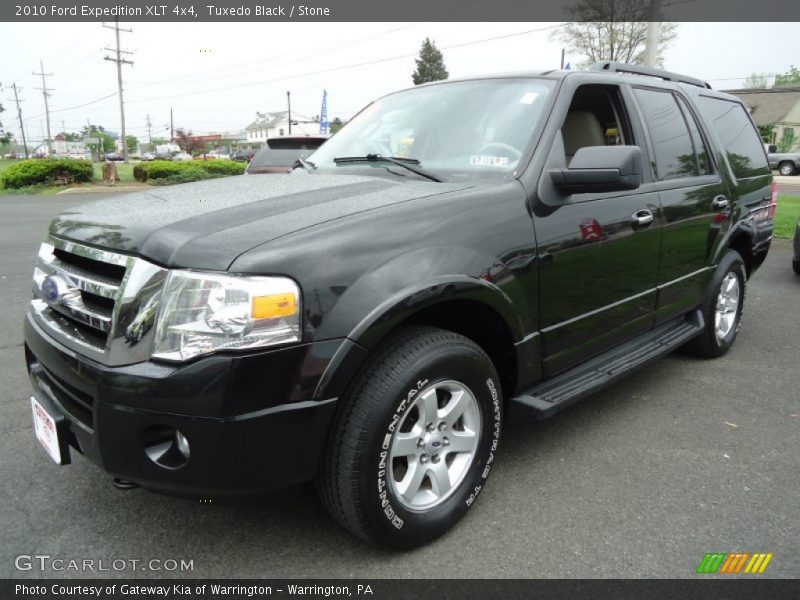 Tuxedo Black / Stone 2010 Ford Expedition XLT 4x4