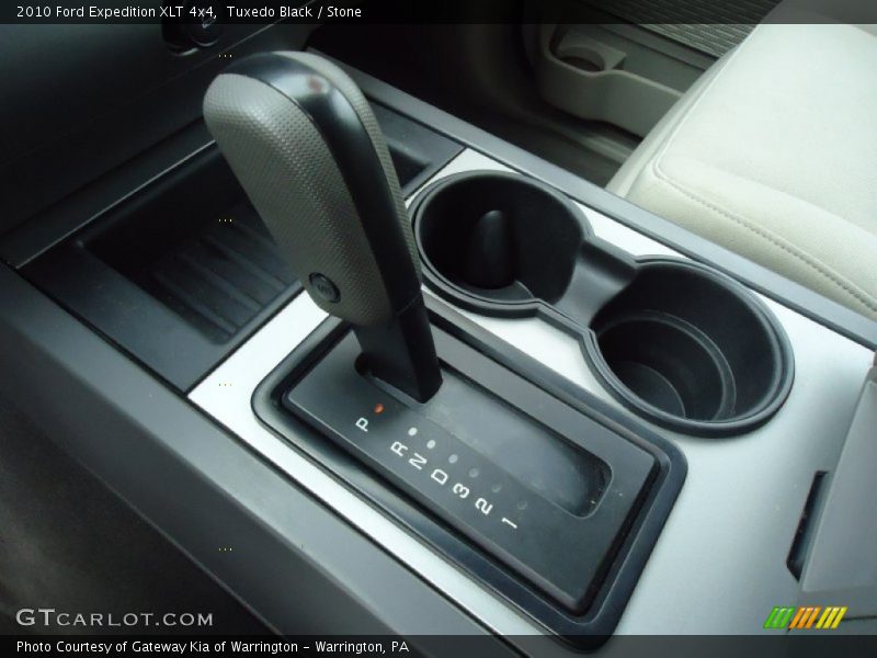 Tuxedo Black / Stone 2010 Ford Expedition XLT 4x4
