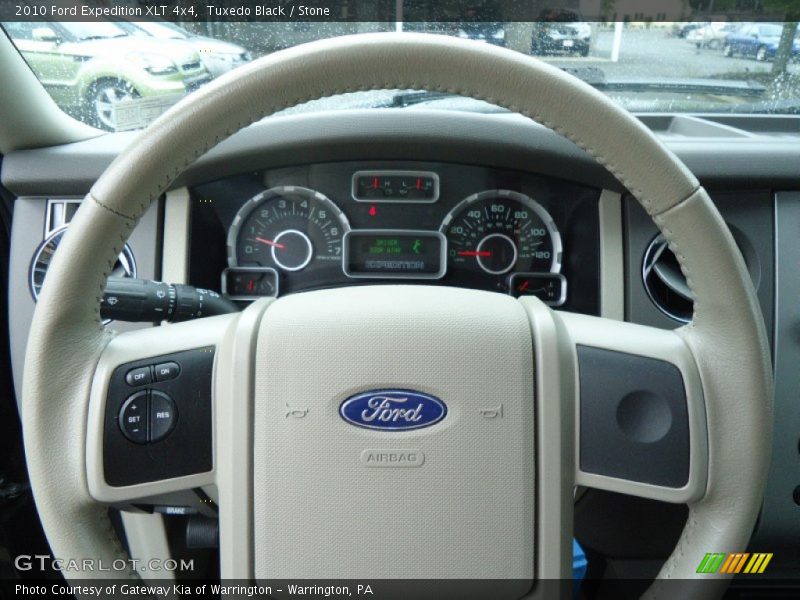Tuxedo Black / Stone 2010 Ford Expedition XLT 4x4