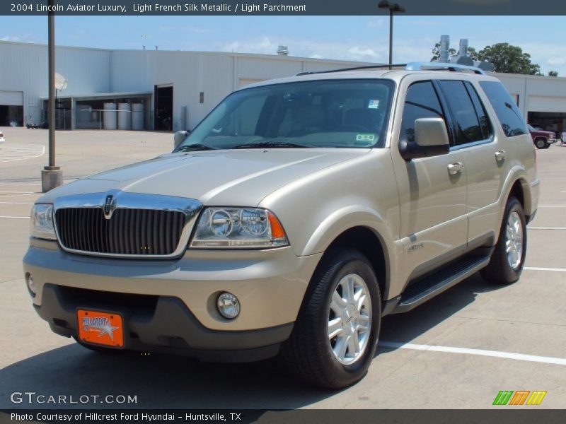 Light French Silk Metallic / Light Parchment 2004 Lincoln Aviator Luxury