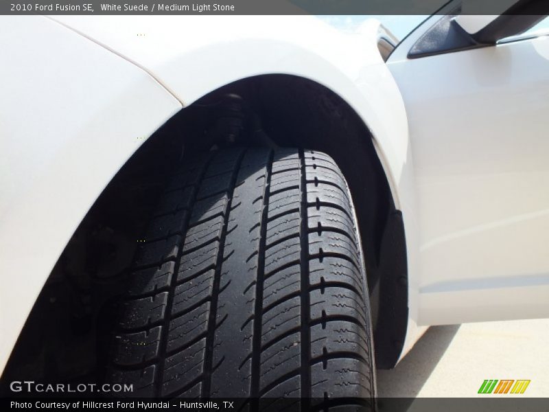 White Suede / Medium Light Stone 2010 Ford Fusion SE