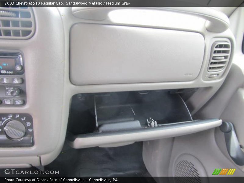 Sandalwood Metallic / Medium Gray 2003 Chevrolet S10 Regular Cab