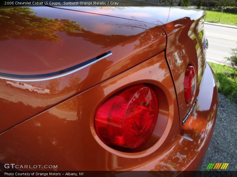 Sunburst Orange Metallic / Gray 2006 Chevrolet Cobalt LS Coupe