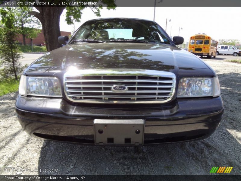 Black / Charcoal Black 2006 Ford Crown Victoria LX