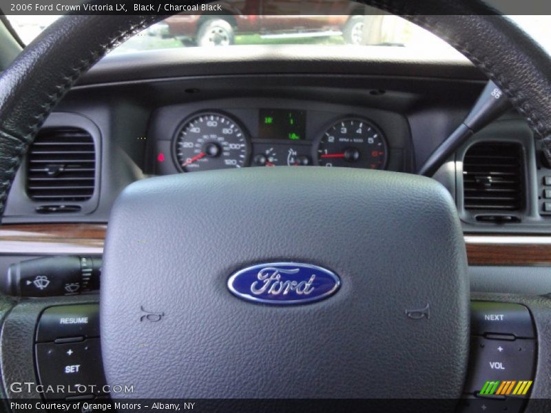 Black / Charcoal Black 2006 Ford Crown Victoria LX