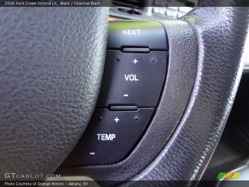 Black / Charcoal Black 2006 Ford Crown Victoria LX