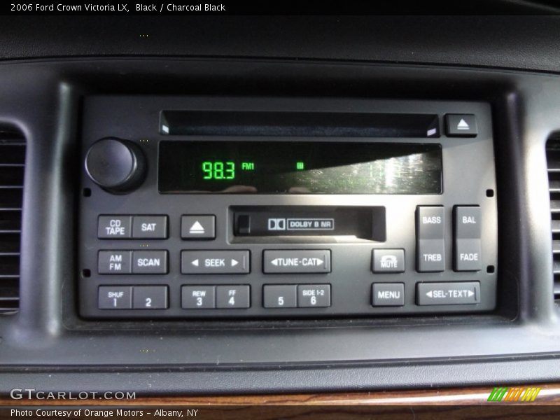 Audio System of 2006 Crown Victoria LX