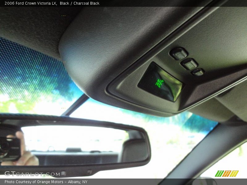 Black / Charcoal Black 2006 Ford Crown Victoria LX