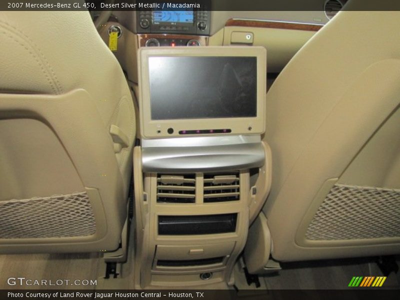 Desert Silver Metallic / Macadamia 2007 Mercedes-Benz GL 450