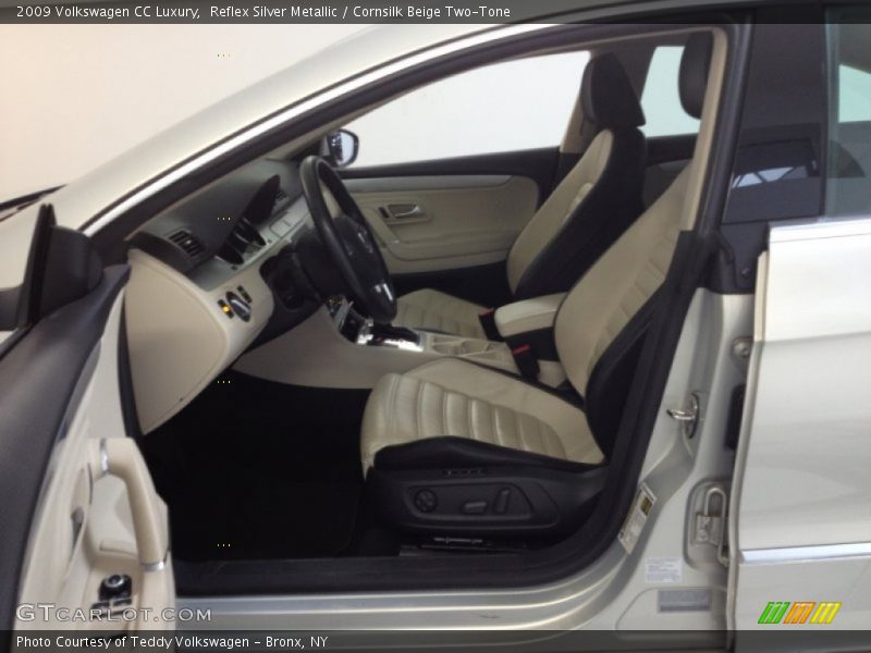 Reflex Silver Metallic / Cornsilk Beige Two-Tone 2009 Volkswagen CC Luxury