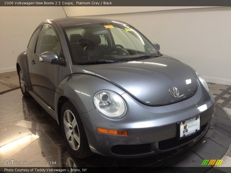 Platinum Grey / Black 2006 Volkswagen New Beetle 2.5 Coupe