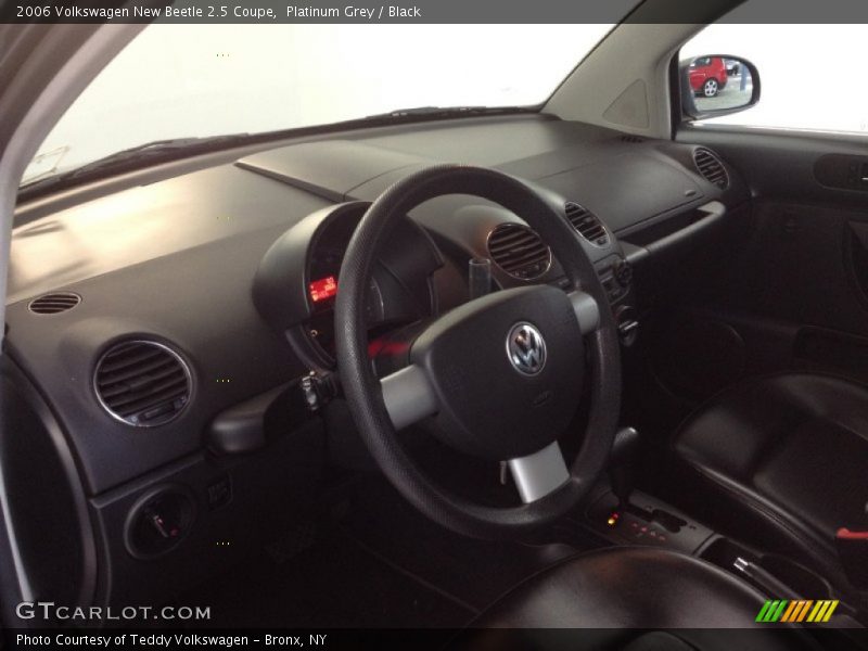 Platinum Grey / Black 2006 Volkswagen New Beetle 2.5 Coupe
